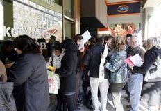 Στο 15,9% η ανεργία τον Φεβρουάριο