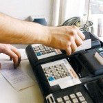 Πώς να πληρώσετε τους φόρους σε 12 δόσεις και άτοκα