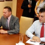 Μαχαίρι σε αποζημιώσεις, αλλαγές σε ωράρια και πενθήμερο