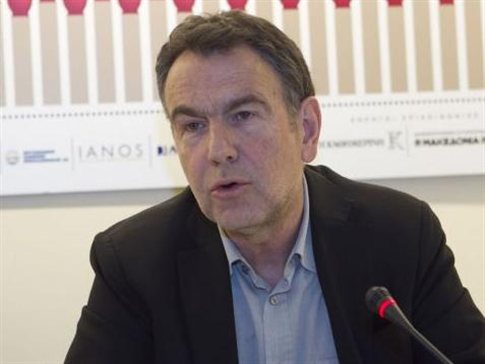 Την απόφασή του να μην είναι υποψήφιος ανακοίνωσε ο Σπύρος Βούγιας
