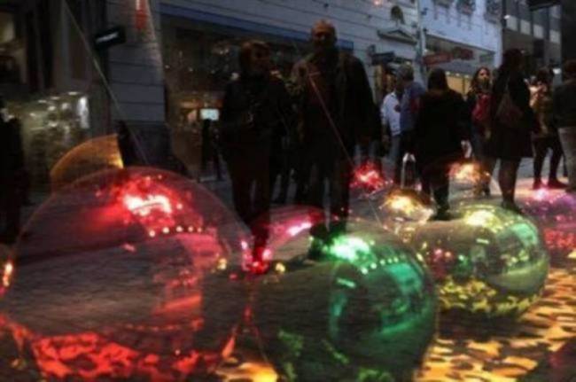 Το εορταστικό ωράριο των καταστημάτων έως την Πρωτοχρονιά