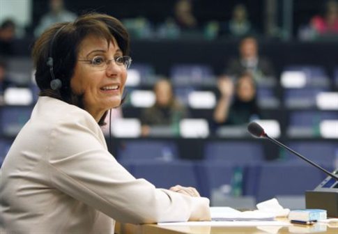 Αντιδράσεις για τη δήλωση της Δαμανάκη