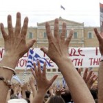 Οι διαδηλωτές παραλύουν την Ελλάδα