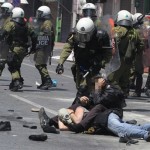 Σε κρίσιμη κατάσταση διαδηλωτής