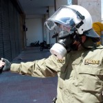 «Δώρο» τσάντα με μολότοφ από την ΕΛ.ΑΣ