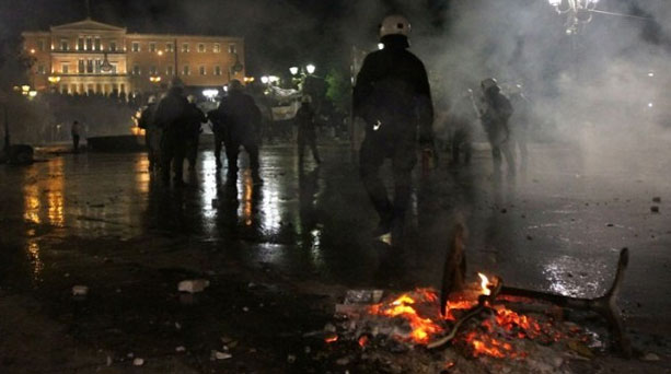 Η Αθήνα βομβαρδισμένο τοπίο: Εικόνες καταστροφής