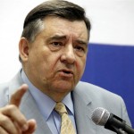 «Ευρωδραχμή» προτείνει ο Καρατζαφέρης