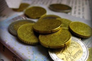 Πόσο θα κοστίσει η έξοδος της Ελλάδας από το ευρώ