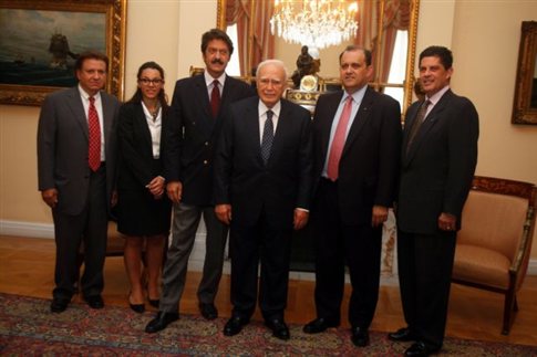 Ευχαριστίες Κ.Παπούλια προς τον Μπαράκ Ομπάμα για τη στήριξη στην Ελλάδα