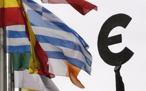 Σταδιακή η έξοδος της Ελλάδας από το ευρώ