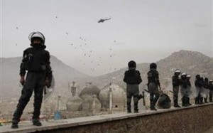 «Τείχος» για να κλείσει τα σύνορα χτίζει το Ιράν