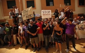 Προβάδισμα στο Λαϊκό Κόμμα δίνει δημοσκόπηση στην Ισπανία