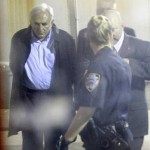 Προφυλακιστέος ο Στρος Καν