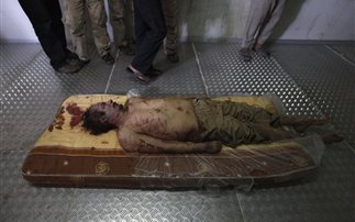 Με μία τρύπα από σφαίρα στο κεφάλι...