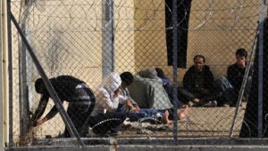 Αντιδράσεις ανά την Ελλάδα για την κατασκευή κέντρων κράτησης παράνομων μεταναστών