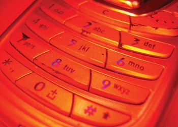 Τι γίνεται με τις τιμές κινητής τηλεφωνίας στην Ελλάδα