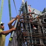 Μείωση του κόστους εργασίας η Ελλάδα