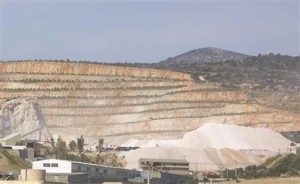 Αρνητικό το Μαρκόπουλο στην πρόταση της Κερατέας για τον ΧΥΤΥ