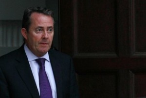 Παραιτήθηκε ο Βρετανός υπουργός Άμυνας λόγω συναλλαγών με φίλο επιχειρηματία
