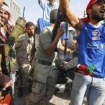 Σχεδιάζουν εφόδους οι αντάρτες στη Λιβύη