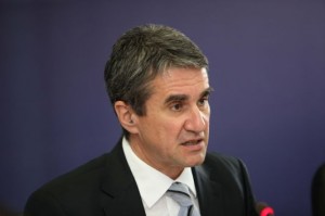 Το κοινωνικό κράτος θα συρρικνωθεί