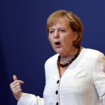 Η Μέρκελ θέλει να κρατήσει την Ελλάδα στο ευρώ