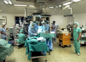 Μεταμοσχεύσεις σε 6 ασθενείς, από 2 άτομα που έχασαν τη ζωή τους