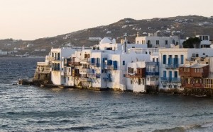 Νεκρός 21χρονος Ιταλός σε μπαρ της Μυκόνου