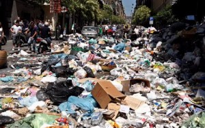 Νάπολη: Ένας απέραντος σκουπιδότοπος