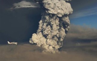 Πνίγει τις Άνδεις το ηφαιστειακό νέφος