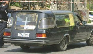 Επιβατικά οι νεκροφόρες για να πληρώνουν πλήρη τέλη!