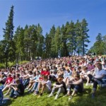 Νορβηγία:87 οι νεκροί στη διπλή δολοφονική επίθεση