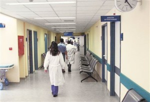 Μόνο έκτακτα περιστατικά στα νοσοκομεία την Πέμπτη (29/3)