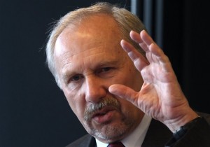 Νοβότνι: Άγνωστες οι συνέπειες της ελληνικής εξόδου από την ευρωζώνη