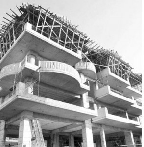 Παράταση έως τον Ιούνιο για τους ημιυπαίθριους