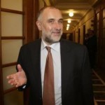 Τέλος οι συμβασιούχοι και ωρομίσθιοι στα ΑΕΙ και ΤΕΙ