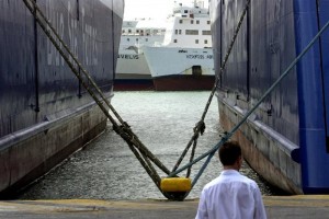 Επιβατικά πλοία ταξίδευαν με πλαστά πιστοποιητικά αξιοπλοϊας