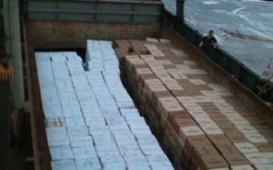 Πλοίο φορτωμένο με λαθραία τσιγάρα