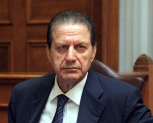 Mπόνους του Πολύδωρα στους υπαλλήλους της Βουλής