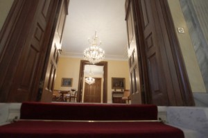 Ραντεβού για την επιλογή υπηρεσιακού πρωθυπουργού