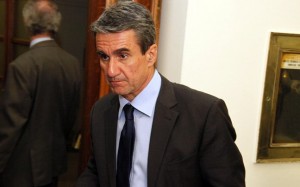 «Αν υπήρχε κυβέρνηση θα είχε λύσει το θέμα των φαρμάκων»