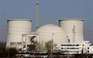 Επικυρώθηκε το νομοσχέδιο για το «όχι» στα πυρηνικά