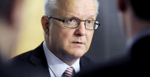 Ρεν: «Οι μισθοί και οι συντάξεις μειώθηκαν περισσότερο από όσο ζήτησε η τρόικα»