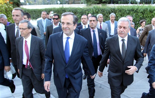 Εμπλοκή με τις προγραμματικές δηλώσεις