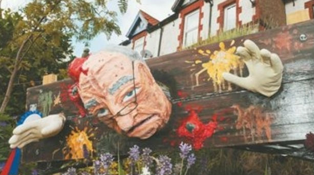 Το χωριό με τα πολλά σκιάχτρα