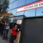 Σπάει κάθε ρεκόρ η ανεργία στην Ισπανία