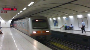 Δευτέρα 14 Φεβρουαρίου: Στάση σε μετρό και Ηλεκτρικό