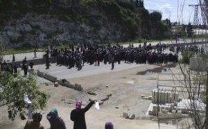 Αφέθηκαν ελεύθεροι εκατοντάδες διαδηλωτές στη Συρία