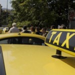 Συλλαλητήριο των ιδιοκτητών ταξί έξω από τη Βουλή
