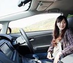 Το πρώτο αυτοκίνητο που οδηγείται μόνο με τη σκέψη, χωρίς χέρια στο τιμόνι, ούτε καν με φωνητικές εντολές!